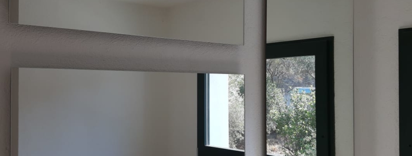 Elegir un espejo para vestidor o baño en Girona